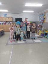 SP2 Istebna - 1 kwietnia Dzień Szalonej Fryzury - oddział przedszkolny