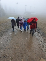 Uczniowie klas 4-8 biorący udział w XXIII Rajdzie Górskim im. Jerzego Kukuczki Uczniowie klas 4-8 biorący udział w XXIII Rajdzie Górskim im. Jerzego Kukuczki